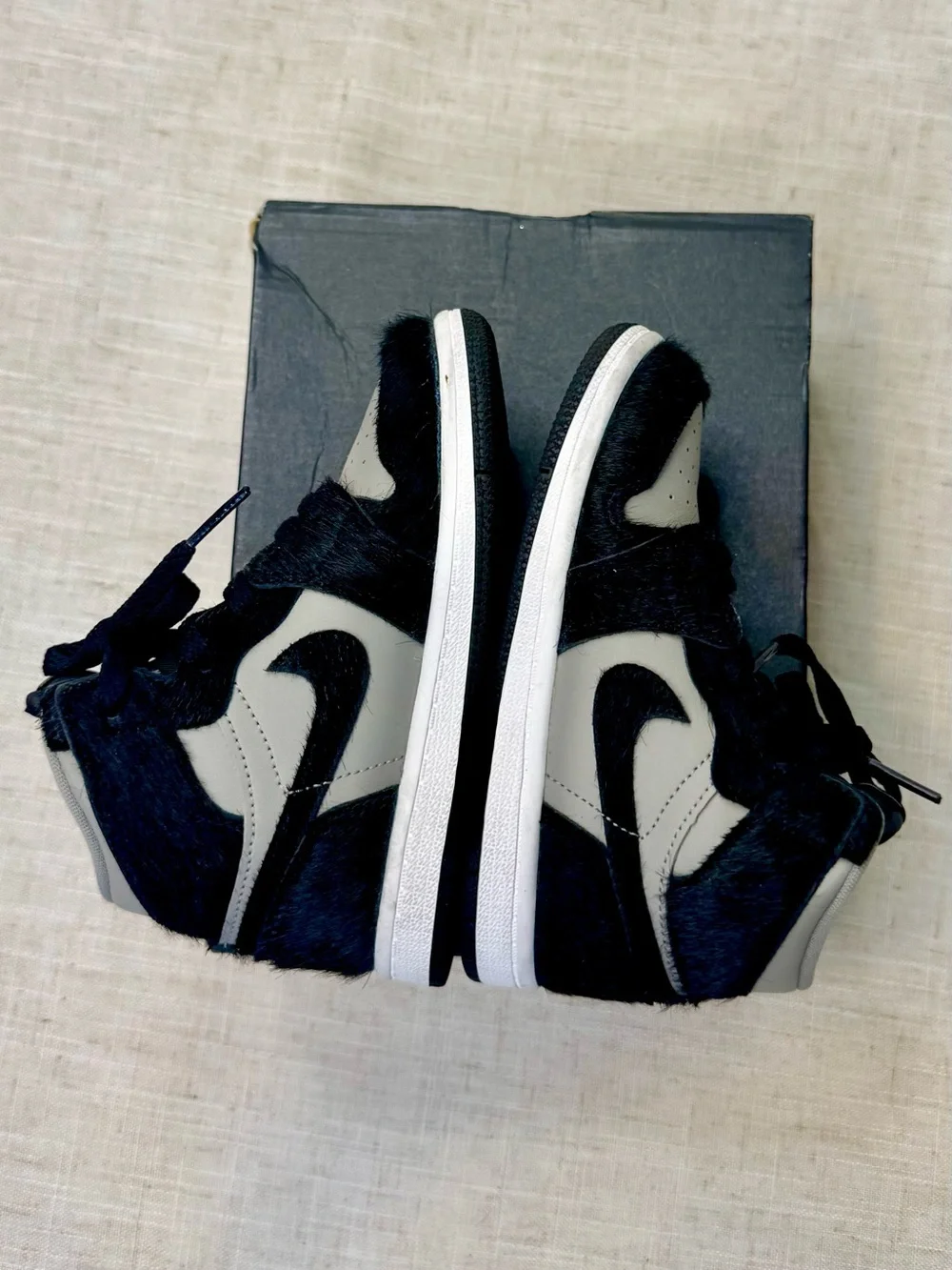 Nike Jordan 1 Retro Kids High-Top Sneakers TD in Black and Grey